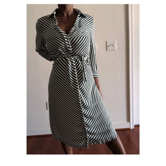 H&M | Size 6 | Dress with Belt - Picture 2 of 3